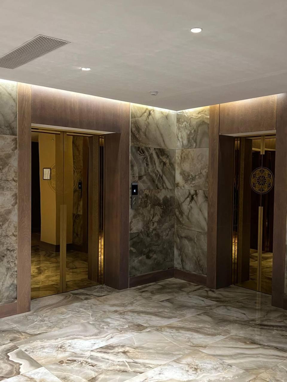 Sofia International Hotel Bisjkek Buitenkant foto